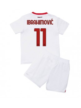 AC Milan Zlatan Ibrahimovic #11 Auswärts Trikotsatz für Kinder 2022-23 Kurzarm (+ Kurze Hosen)